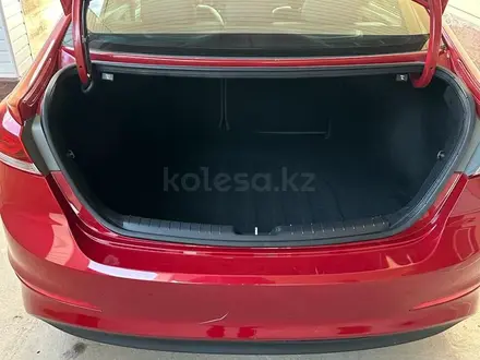 Hyundai Elantra 2016 года за 6 000 000 тг. в Шымкент – фото 18