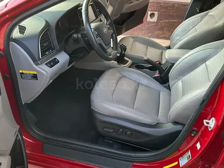 Hyundai Elantra 2016 года за 6 000 000 тг. в Шымкент