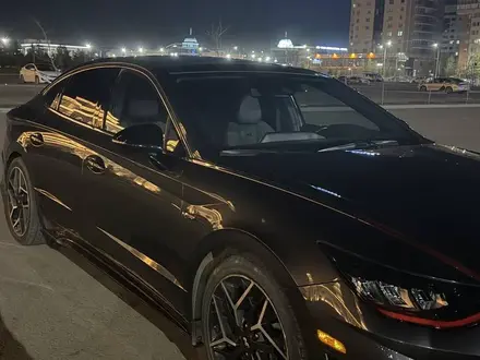 Hyundai Sonata 2022 года за 13 000 000 тг. в Астана – фото 3