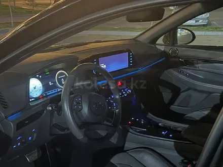 Hyundai Sonata 2022 года за 13 000 000 тг. в Астана – фото 6
