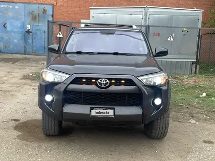 Toyota 4Runner 2014 года за 13 000 000 тг. в Актобе – фото 4