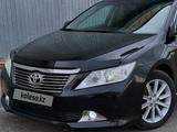 Toyota Camry 2014 годаүшін10 200 000 тг. в Семей – фото 2