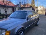 Mercedes-Benz E 230 1991 года за 1 200 000 тг. в Шымкент – фото 2