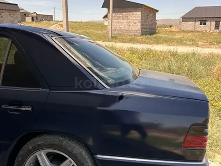 Mercedes-Benz E 230 1991 года за 1 000 000 тг. в Тараз – фото 4