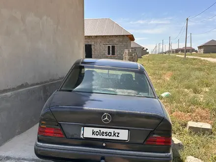 Mercedes-Benz E 230 1991 года за 1 000 000 тг. в Тараз – фото 5