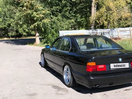 BMW 525 1993 года за 2 300 000 тг. в Алматы – фото 20