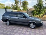 Volkswagen Passat 1993 годаүшін2 350 000 тг. в Астана – фото 4