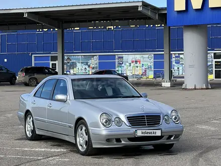 Mercedes-Benz E 320 2001 года за 6 500 000 тг. в Шымкент – фото 6