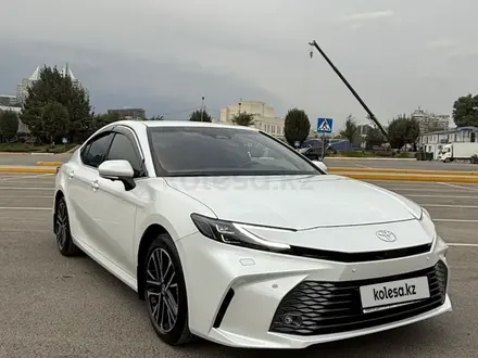 Toyota Camry 2024 года за 20 500 000 тг. в Алматы