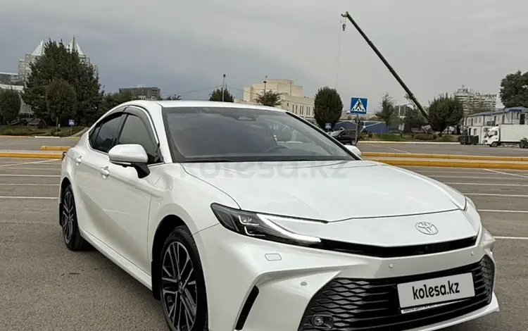 Toyota Camry 2024 года за 20 500 000 тг. в Алматы