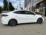 Hyundai Elantra 2018 года за 8 000 000 тг. в Уральск – фото 3