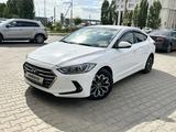 Hyundai Elantra 2018 года за 8 000 000 тг. в Уральск