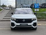 Volkswagen Touareg 2021 года за 27 990 000 тг. в Алматы – фото 2