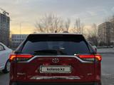 Toyota RAV4 2021 года за 16 700 000 тг. в Шымкент – фото 4