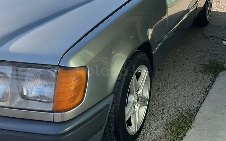 Mercedes-Benz E 230 1990 года за 1 350 000 тг. в Шымкент