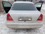 Mercedes-Benz C 200 1998 года за 2 500 000 тг. в Астана – фото 4