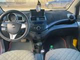 Chevrolet Spark 2011 года за 3 300 000 тг. в Караганда – фото 4