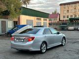 Toyota Camry 2014 годаүшін4 650 000 тг. в Алматы – фото 5