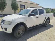 Mitsubishi L200, 2014