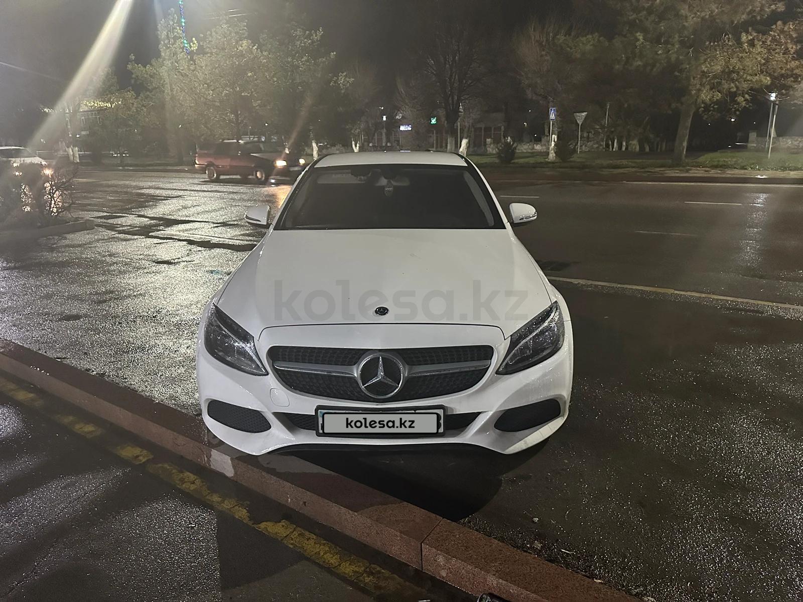 Mercedes-Benz C 180 2018 г.