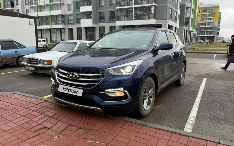 Hyundai Santa Fe 2017 годаүшін10 800 000 тг. в Астана