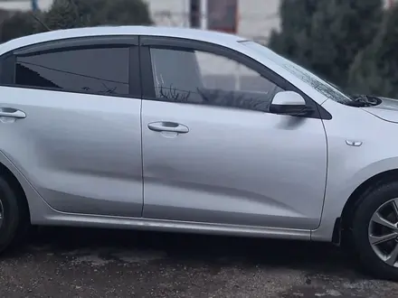 Kia Rio 2020 года за 7 950 000 тг. в Алматы – фото 6