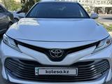 Toyota Camry 2018 года за 14 000 000 тг. в Актау