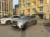 Toyota Highlander 2019 года за 16 700 000 тг. в Караганда