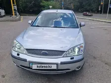 Ford Mondeo, 2001