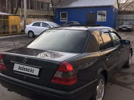 Mercedes-Benz C 180 1994 года за 2 000 000 тг. в Каскелен – фото 13