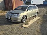 Toyota Avensis 2004 годаfor3 900 000 тг. в Атырау