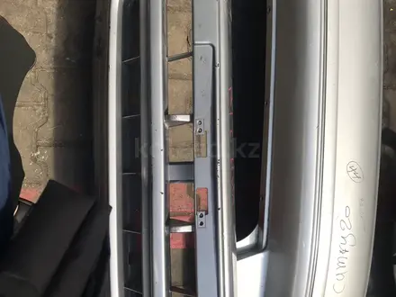 Передний бампер на Toyota RAV4 первого поколения рестайл. за 60 000 тг. в Алматы – фото 3