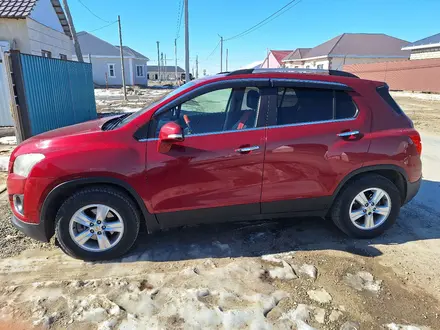 Chevrolet Tracker 2013 года за 5 400 000 тг. в Атырау – фото 2