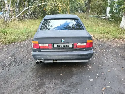 BMW 525 1991 года за 600 000 тг. в Макинск – фото 2