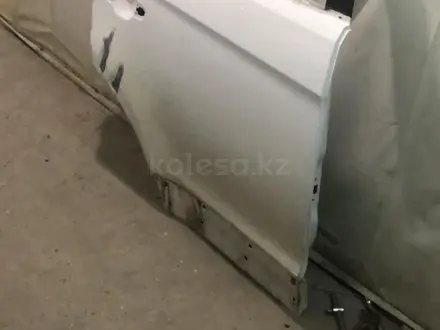 Дверь задняя правая за 70 000 тг. в Актобе
