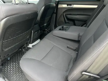 Kia Sorento 2010 года за 6 300 000 тг. в Атырау – фото 9