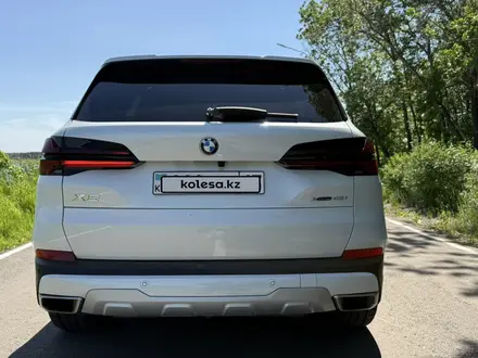 BMW X5 2025 года за 44 900 000 тг. в Астана – фото 13