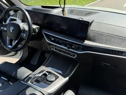 BMW X5 2025 года за 44 900 000 тг. в Астана – фото 31