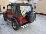 Jeep Wrangler 1993 годаүшін5 500 000 тг. в Семей – фото 2