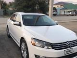 Volkswagen Passat 2012 года за 4 000 000 тг. в Актобе