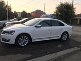 Volkswagen Passat 2012 года за 4 000 000 тг. в Актобе – фото 4