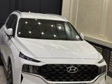 Hyundai Santa Fe 2021 года за 16 000 000 тг. в Туркестан