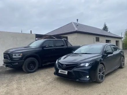 Toyota Camry 2019 года за 7 200 000 тг. в Уральск