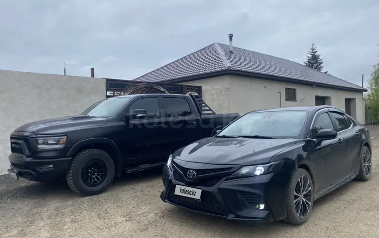 Toyota Camry 2019 года за 7 200 000 тг. в Уральск