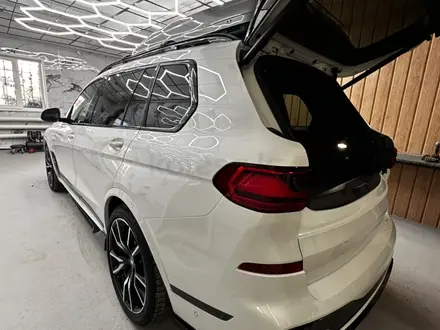 BMW X7 2019 года за 35 000 000 тг. в Алматы – фото 17