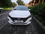 Hyundai Accent 2021 годаfor8 700 000 тг. в Алматы – фото 2