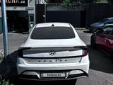 Hyundai Sonata 2023 годаүшін8 500 000 тг. в Алматы – фото 3