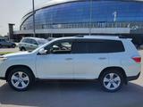 Toyota Highlander 2013 годаүшін15 600 000 тг. в Астана – фото 3