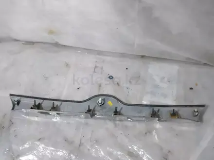 Накладка багажника под камеру за 777 тг. в Караганда – фото 3