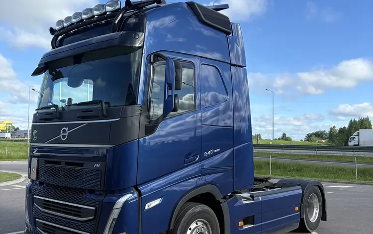 Volvo  FH 2021 года за 58 500 000 тг. в Алматы